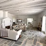 186 View * Koundouros
