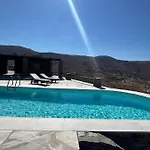 186 View Villa Koundouros