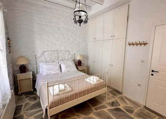 186 View Κούνδουρος